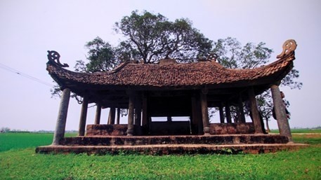 Vietnamese Village Communal House-beautiful feature of rural Vietnam  - ảnh 1